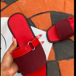 RED FLAT SLIPPERS