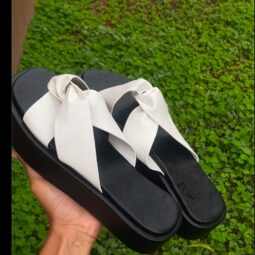 BLACK & WHITE PLATFORM FOOTWEAR